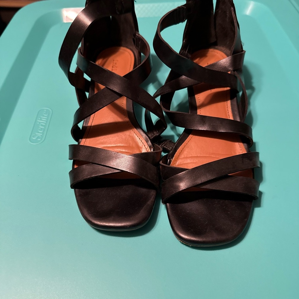 Indigo Elegant Black Strappy Sandals